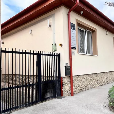 Katalak Apartment Veszprém Exterior photo